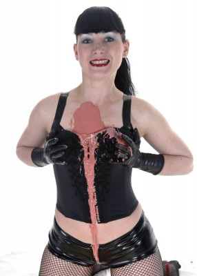 Scarlett105.jpg