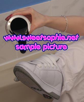 002 - white jeans.jpg