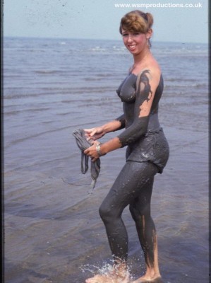 M044_Ad_05.jpg