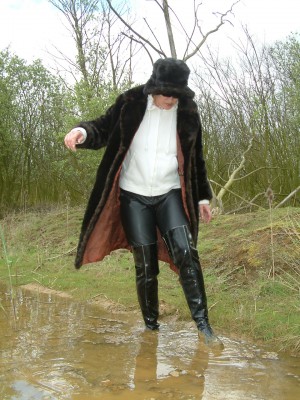 chantellea2006.jpg