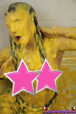 custard on sophie  003.jpg