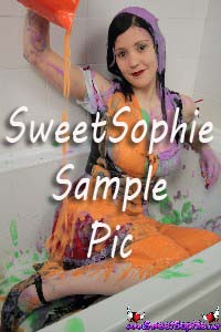 Messy Serving Girl   004.jpg