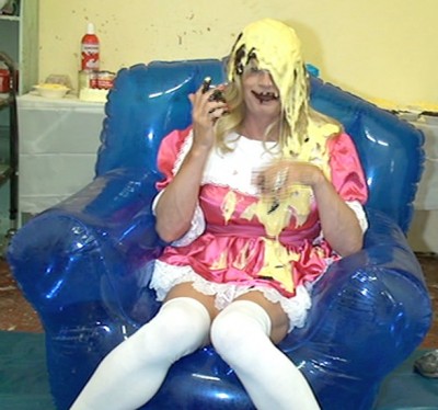 SissyLinda12.jpg