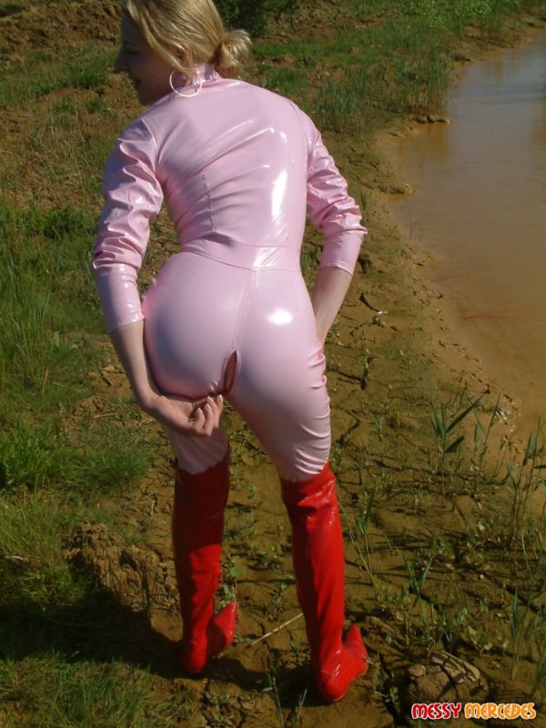cedes bum.jpg