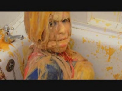 SUPERGIRL SPLOSHING (10).jpg