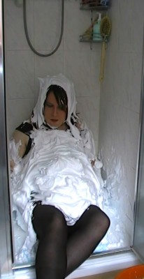 JenEngulfed09.jpg