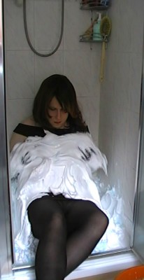 JenEngulfed06.jpg