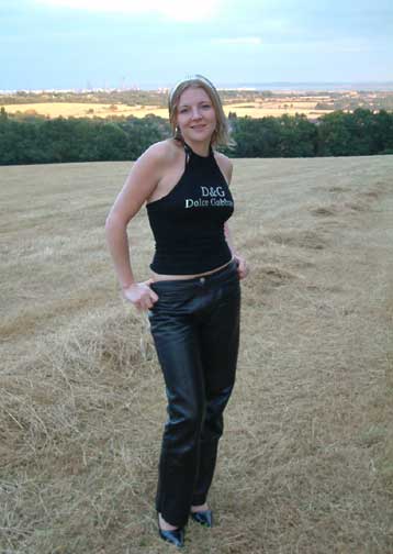 Leather01.jpg