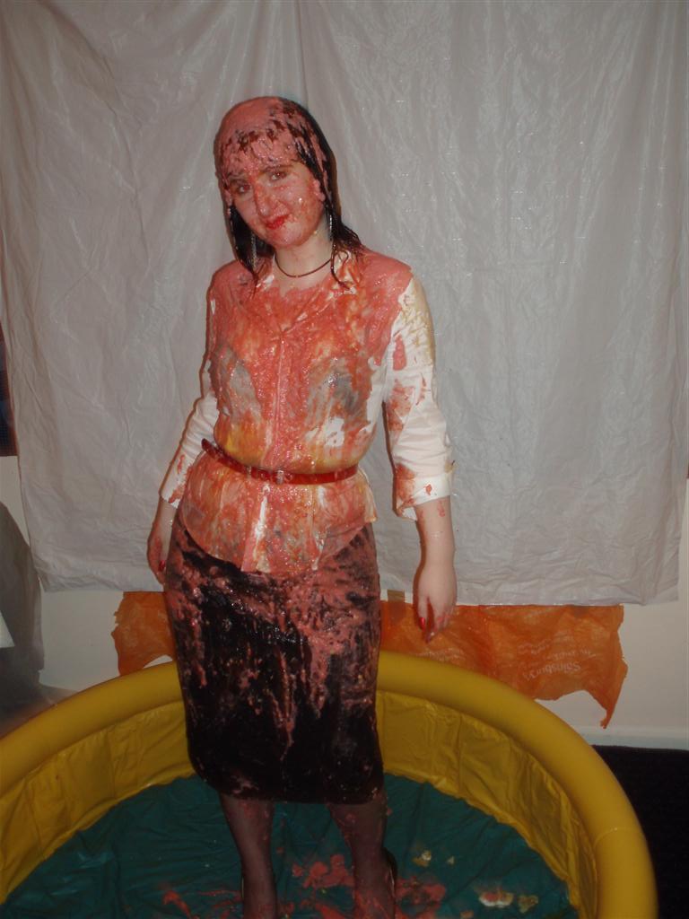 Messy Vampkin Secretary 017.jpg