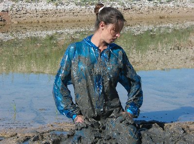 mpvmudsuit035.jpg