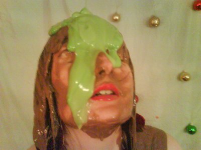 Messy Vampkin at Xmas 012.jpg