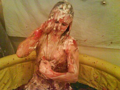 Messy Vampkin at Xmas 050.jpg
