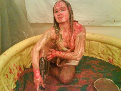 Messy Vampkin at Xmas 041.jpg