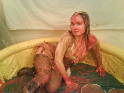 Messy Vampkin at Xmas 040.jpg