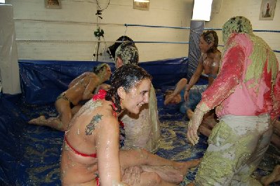messy event 013_600x398.JPG
