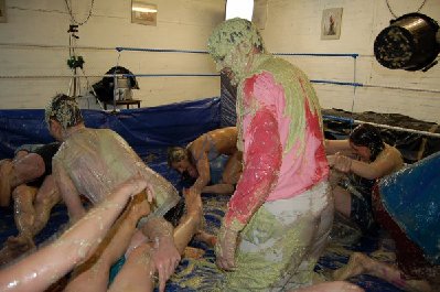 messy event 012_600x398.JPG