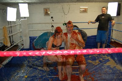 messy event 045_600x398.JPG