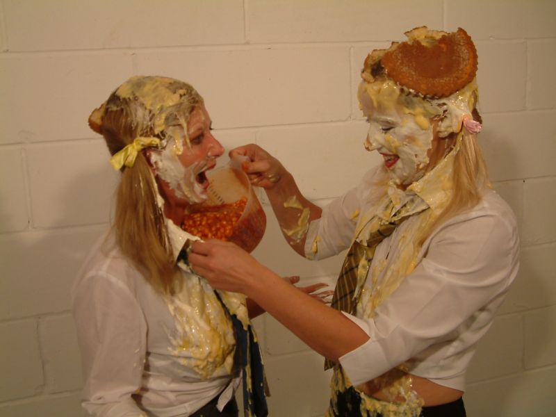 chantelleandjus_2006-11-24_11-25-42_82390.jpg