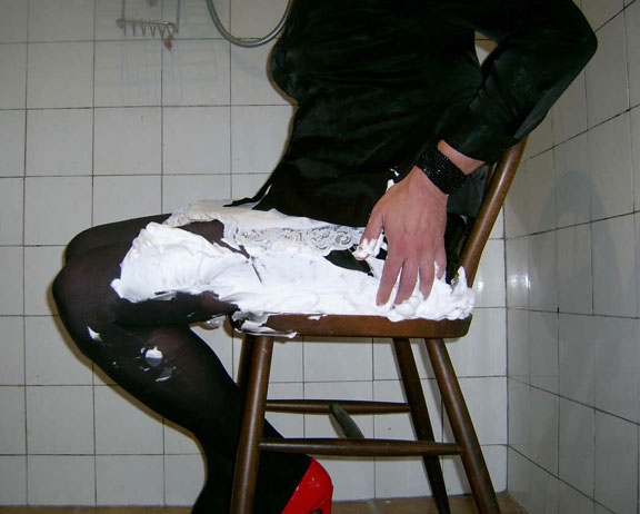 Maidlou1a.jpg