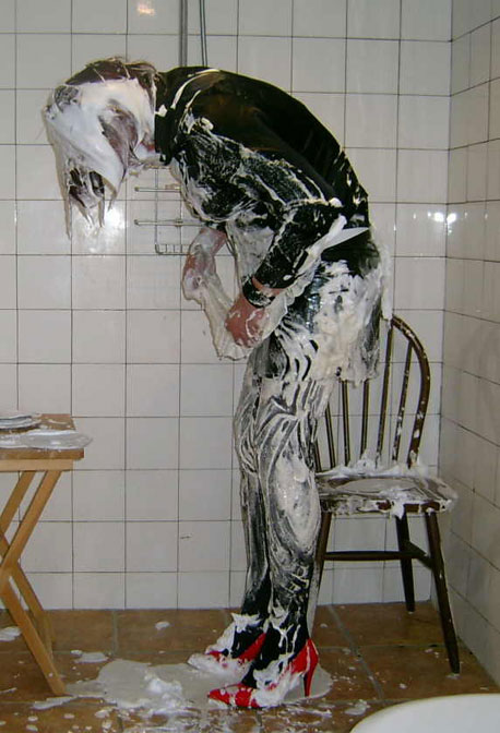 Maidlou5.jpg